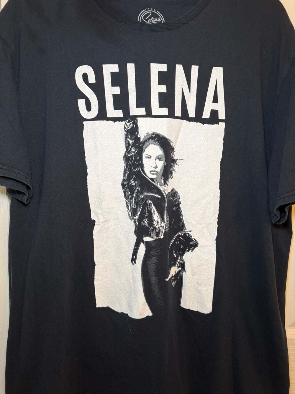 Selena Official Selena Merchandise Graphic T-Shirt Black 2XL